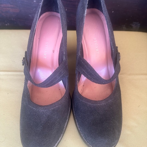 Colin Stuart Black Heels with Chunky Heel and Rounded Toe - Picture 2 of 9